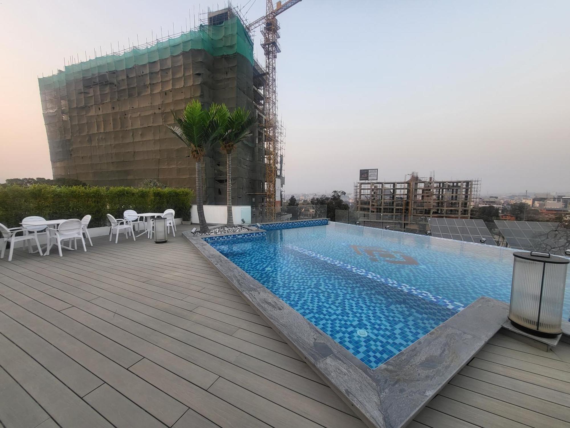 Square Hotel Катманду Экстерьер фото