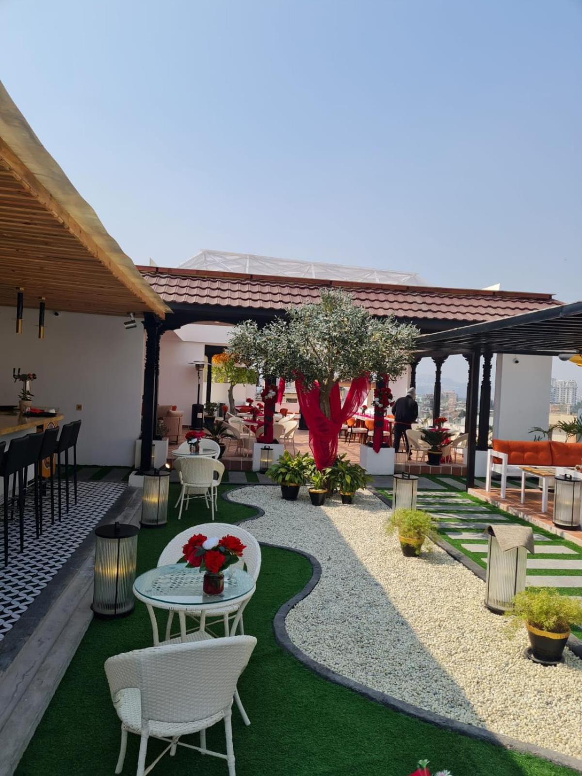 Square Hotel Катманду Экстерьер фото