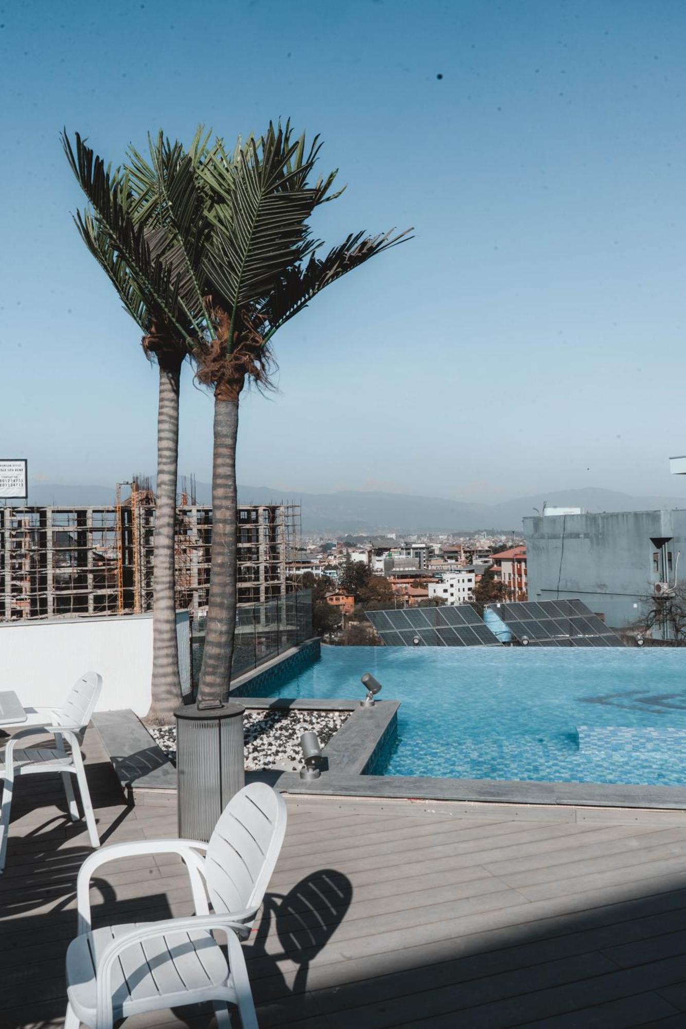 Square Hotel Катманду Экстерьер фото