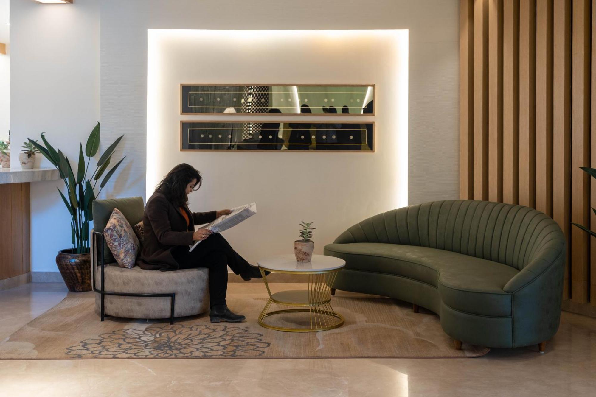 Square Hotel Катманду Экстерьер фото